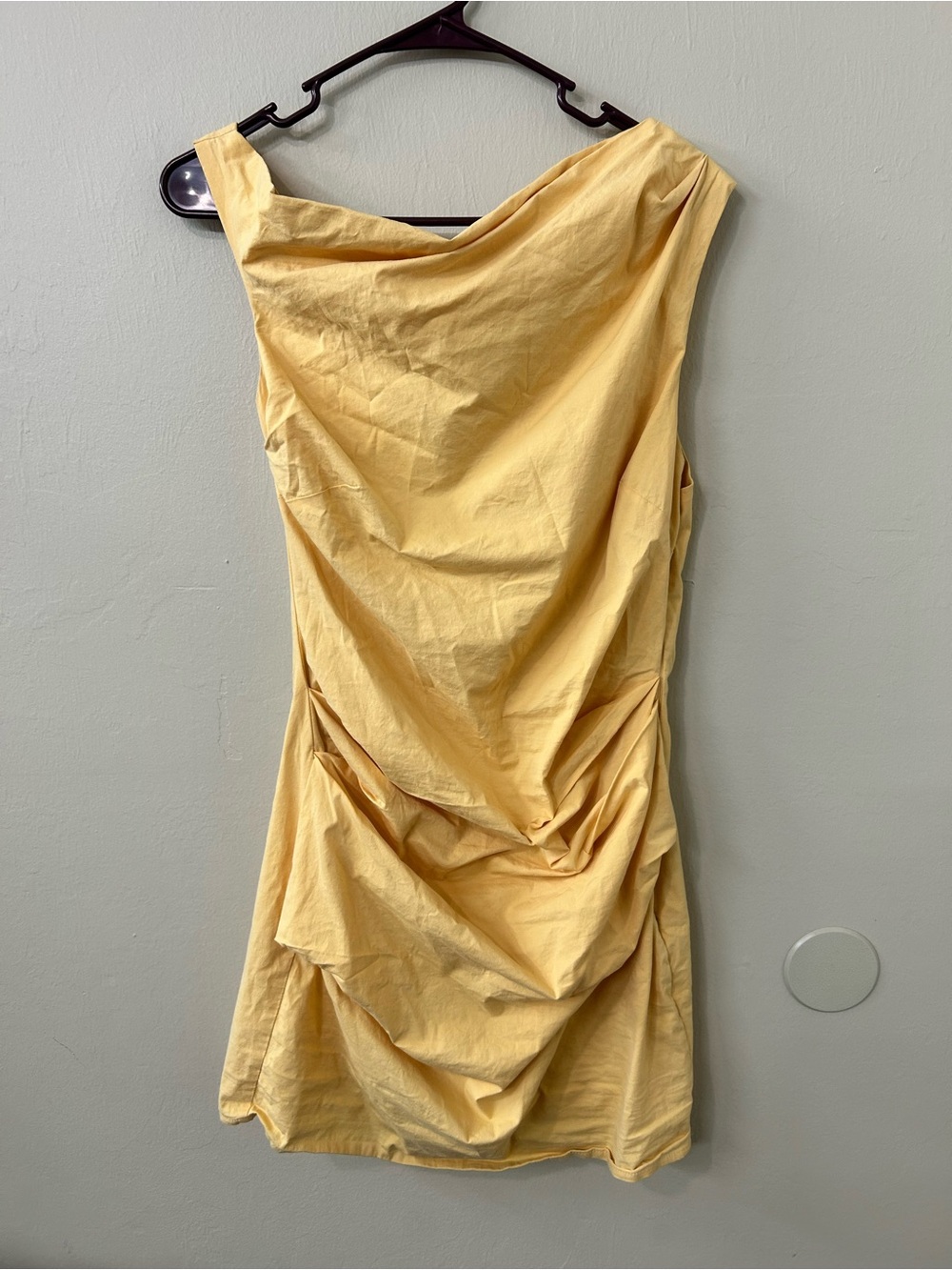 Saints & Secrets yellow asymmetrical one-shoulder ruched mini dress Sz M